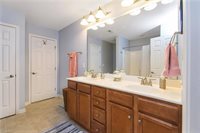 19 Saint Christopher Square, Greensboro, NC 27410