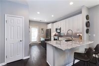 19 Saint Christopher Square, Greensboro, NC 27410