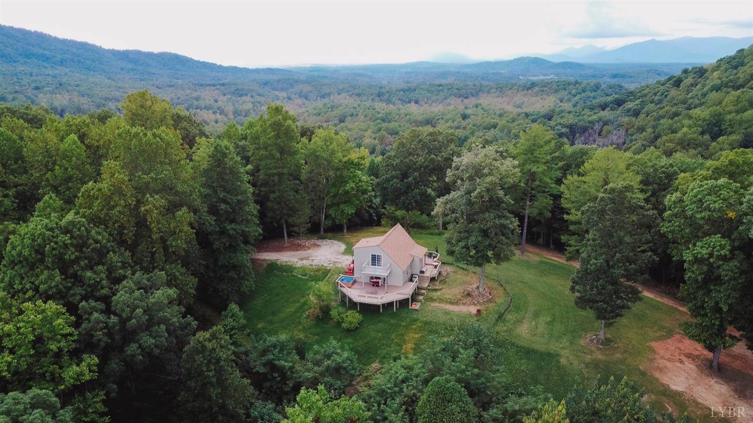 590 Gun Mountain Road, Monroe, VA 24574