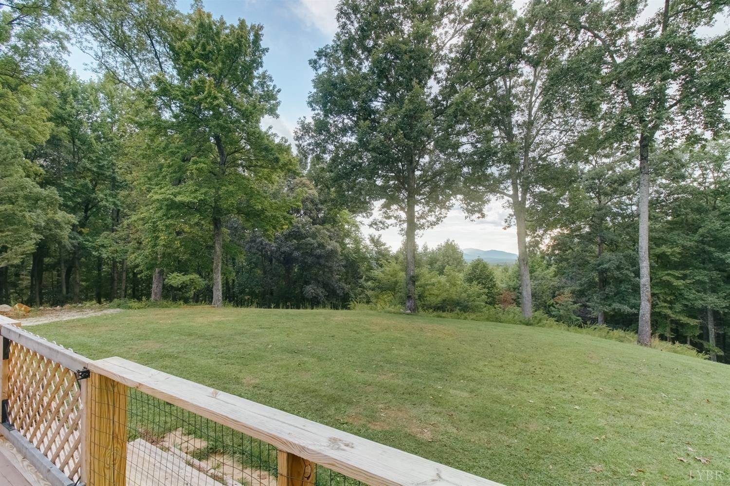 590 Gun Mountain Road, Monroe, VA 24574