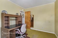 8 Lee Avenue, Albertson, NY 11507