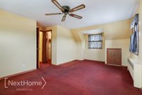 8 Lee Avenue, Albertson, NY 11507