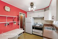 8 Lee Avenue, Albertson, NY 11507