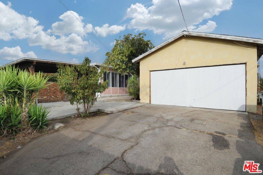 12922 Osborne Street, Arleta, CA 91331