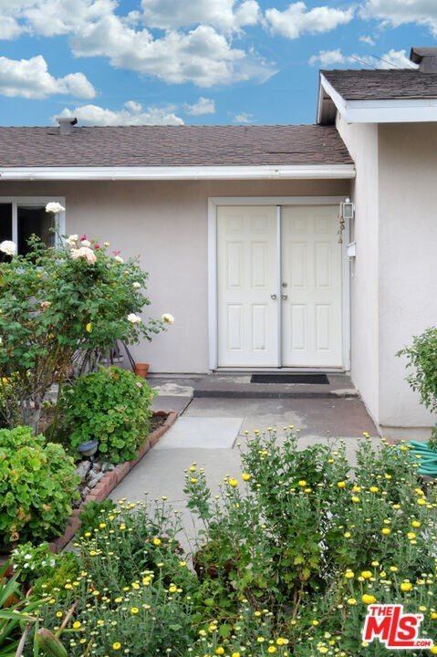 12922 Osborne Street, Arleta, CA 91331