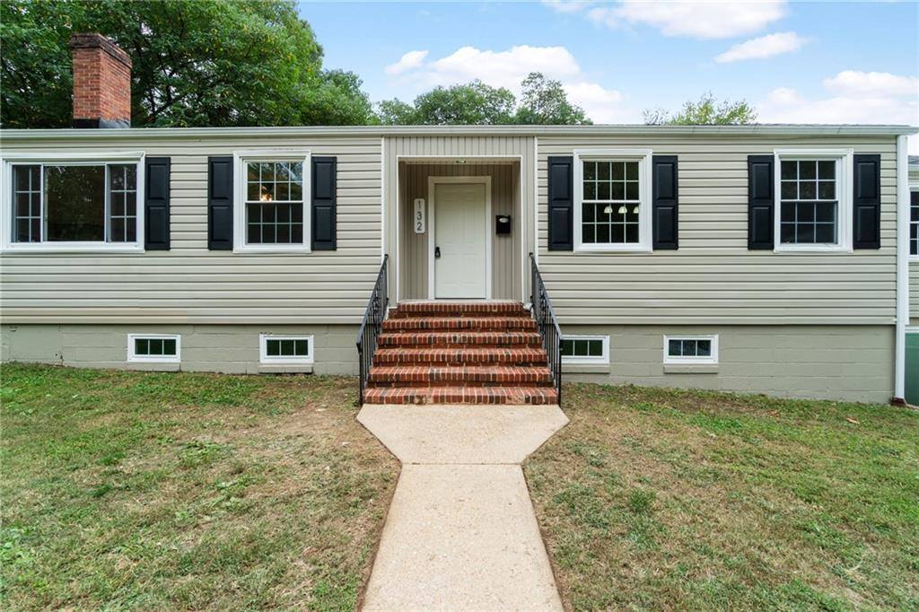 132 Chesterfield Avenue, Colonial Heights, VA 23834