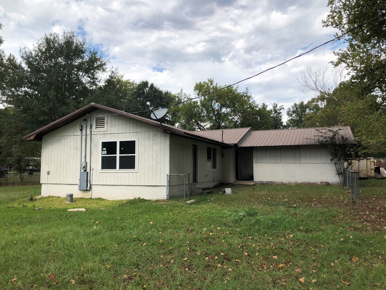 128 Oak St, Redwater, TX 75573