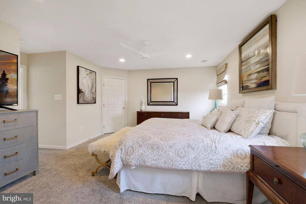 310 Tannery Drive, Gaithersburg, MD 20878