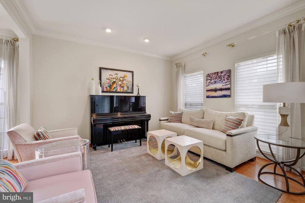 310 Tannery Drive, Gaithersburg, MD 20878