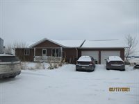 594 210th St, Dakota City, NE 68731