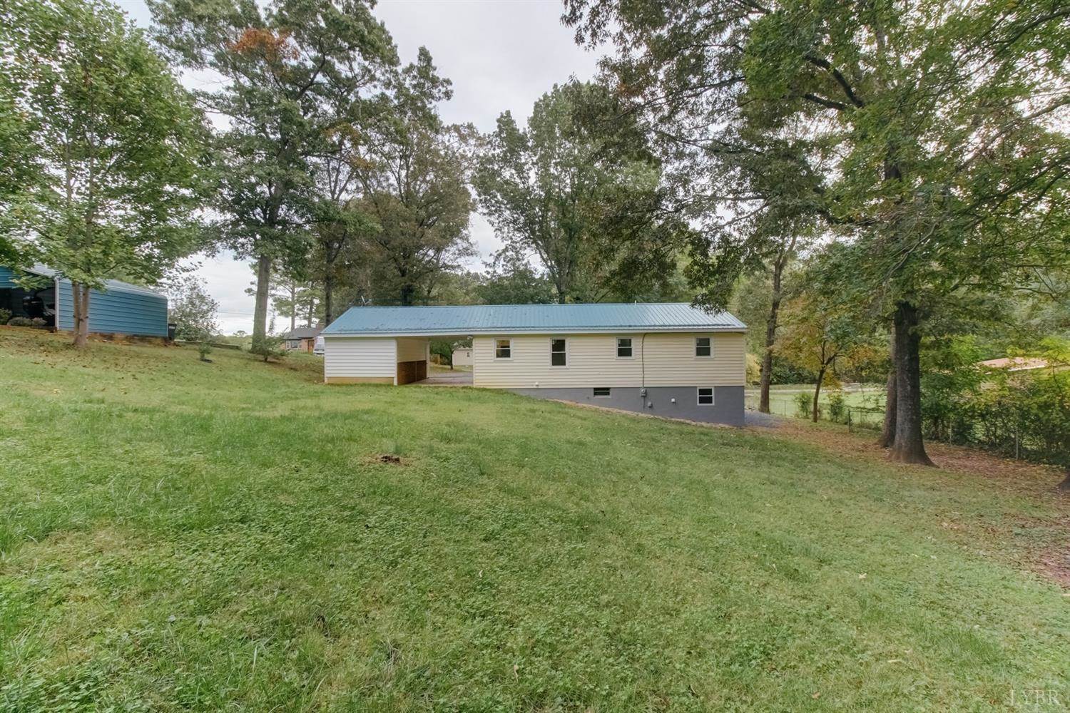 132 Dellwood Drive, Madison Heights, VA 24572