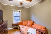 1315 S 52 Street, Omaha, NE 68106