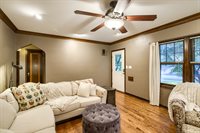 1315 S 52 Street, Omaha, NE 68106