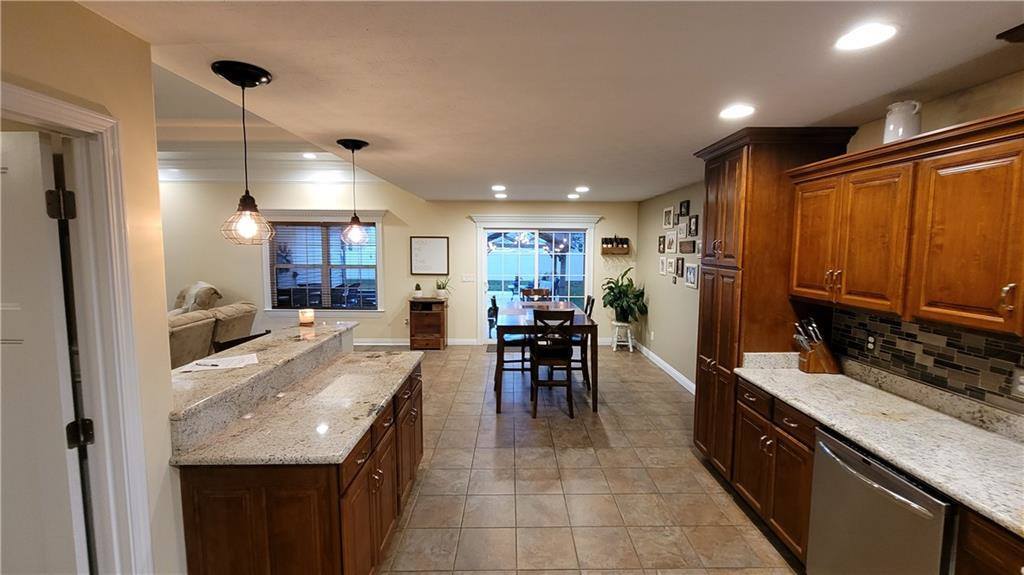 4364 Westminster Place, Columbus, IN 47201