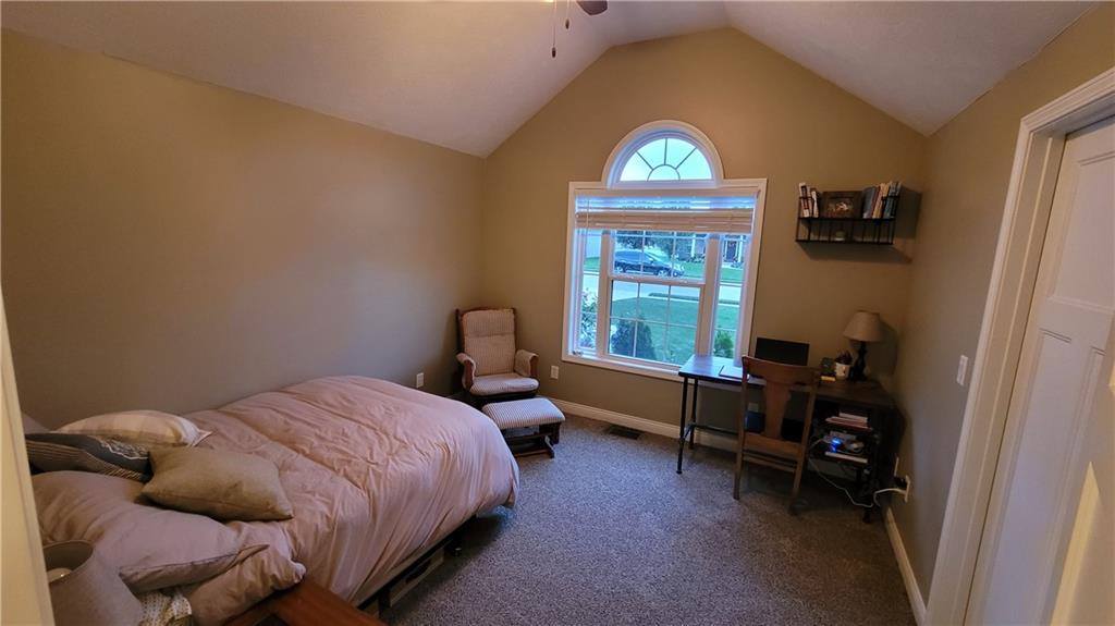 4364 Westminster Place, Columbus, IN 47201