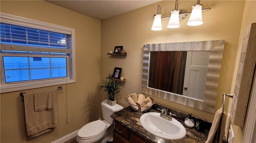 4364 Westminster Place, Columbus, IN 47201