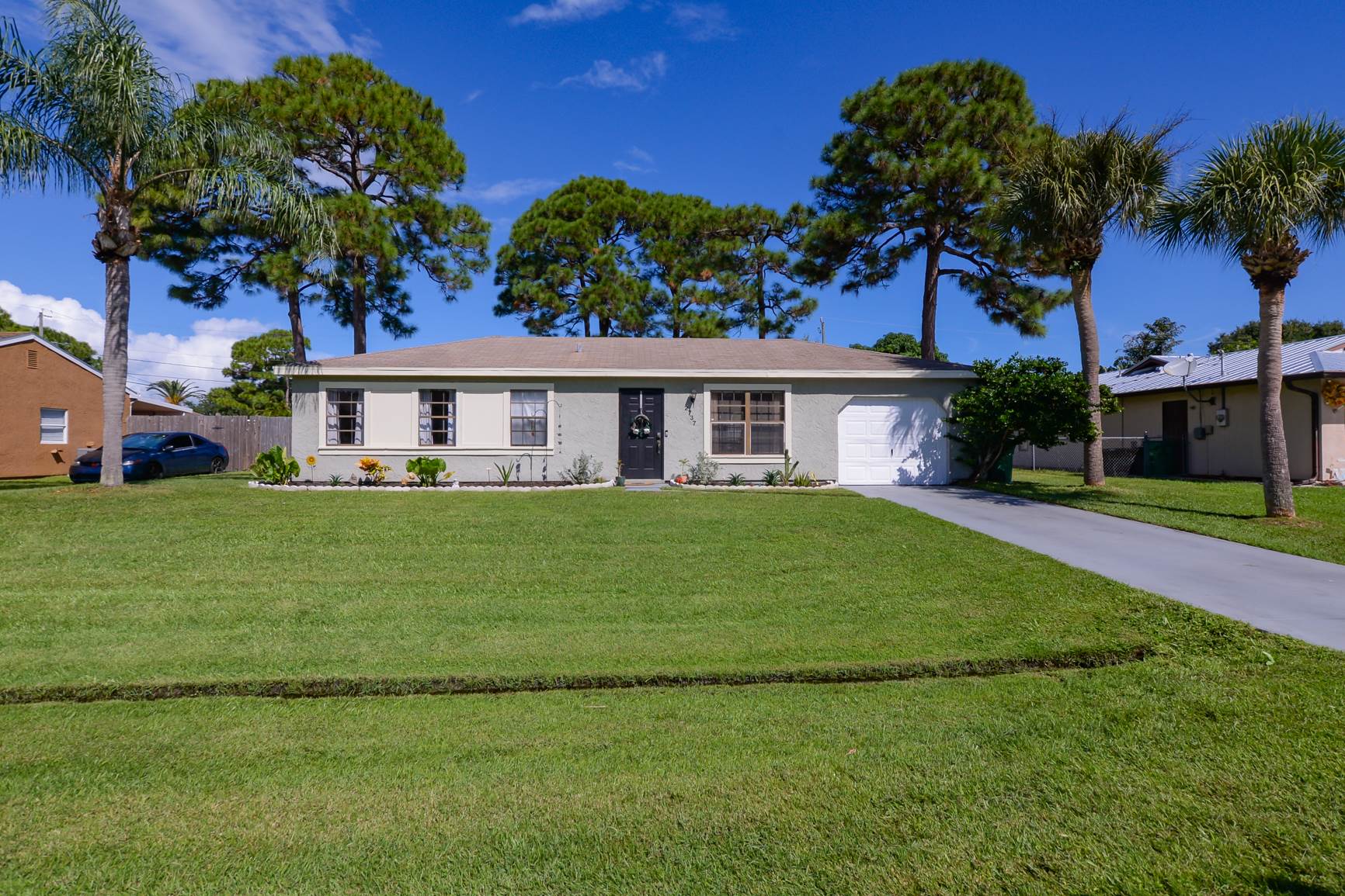2737 SE Howell Ave, Port Saint Lucie, FL 34952