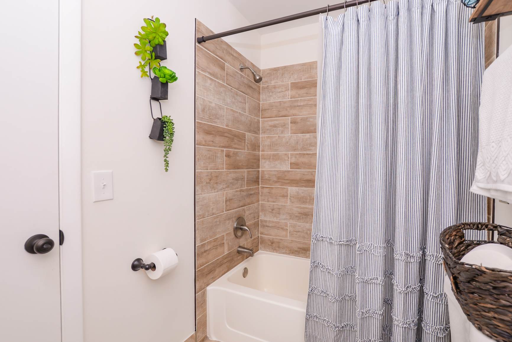 2737 SE Howell Ave, Port Saint Lucie, FL 34952