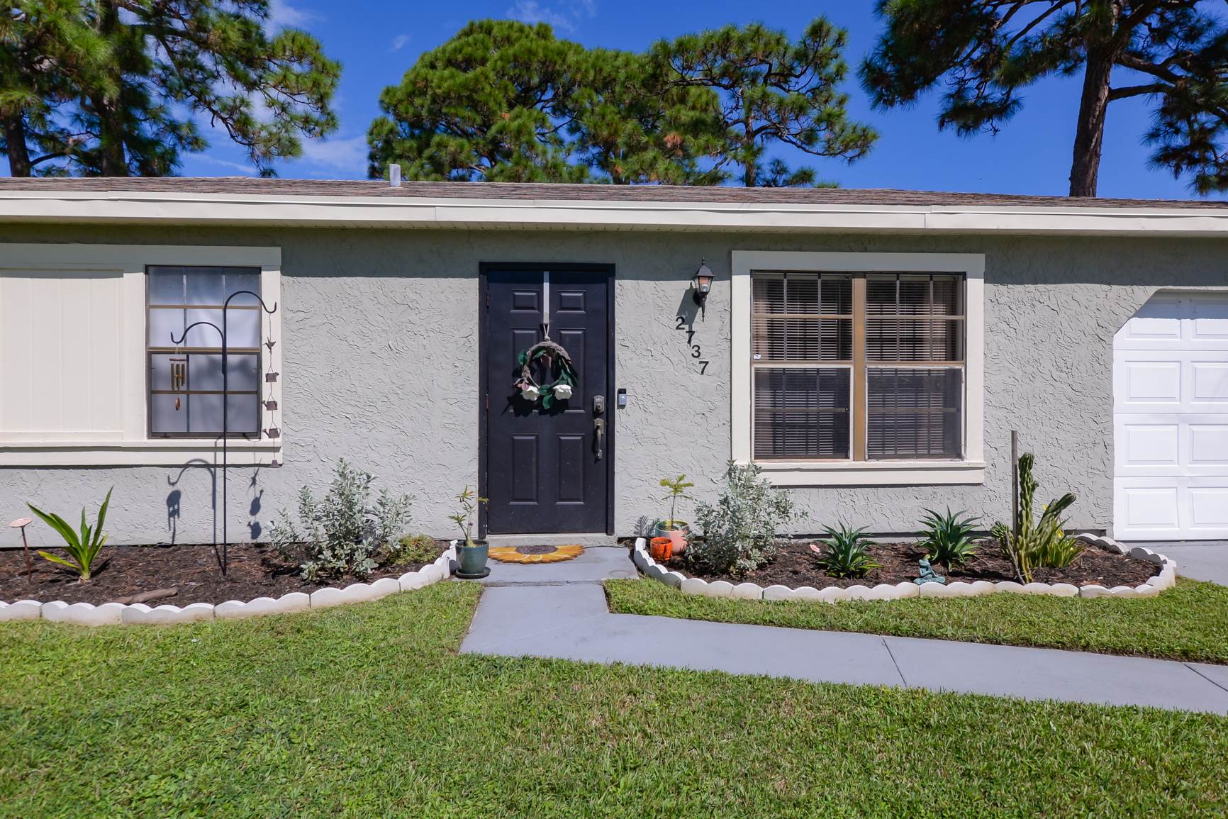 2737 SE Howell Ave, Port Saint Lucie, FL 34952