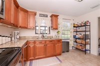 2737 SE Howell Ave, Port Saint Lucie, FL 34952