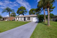 2737 SE Howell Ave, Port Saint Lucie, FL 34952