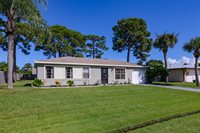 2737 SE Howell Ave, Port Saint Lucie, FL 34952