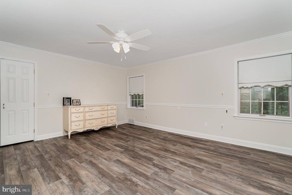 306 West Elmwood Avenue, Mechanicsburg, PA 17055