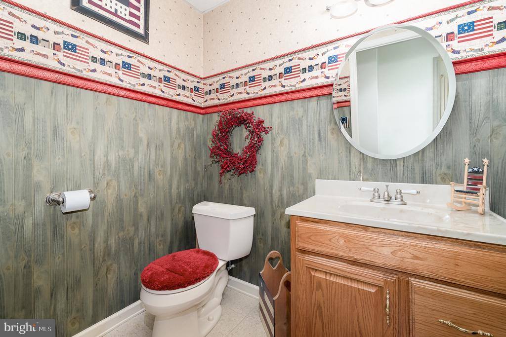 306 West Elmwood Avenue, Mechanicsburg, PA 17055