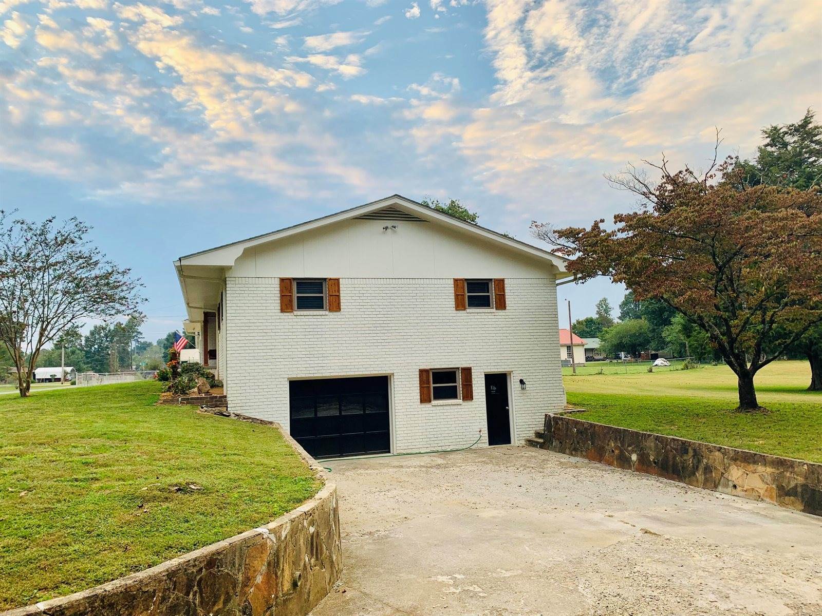 2585 Ashwood Drive, Cleveland, TN 37323