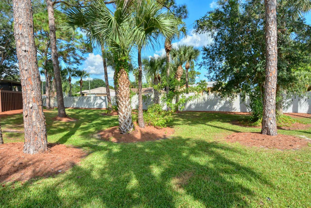 303 SE Castle Court, #C, Port Saint Lucie, FL 34952