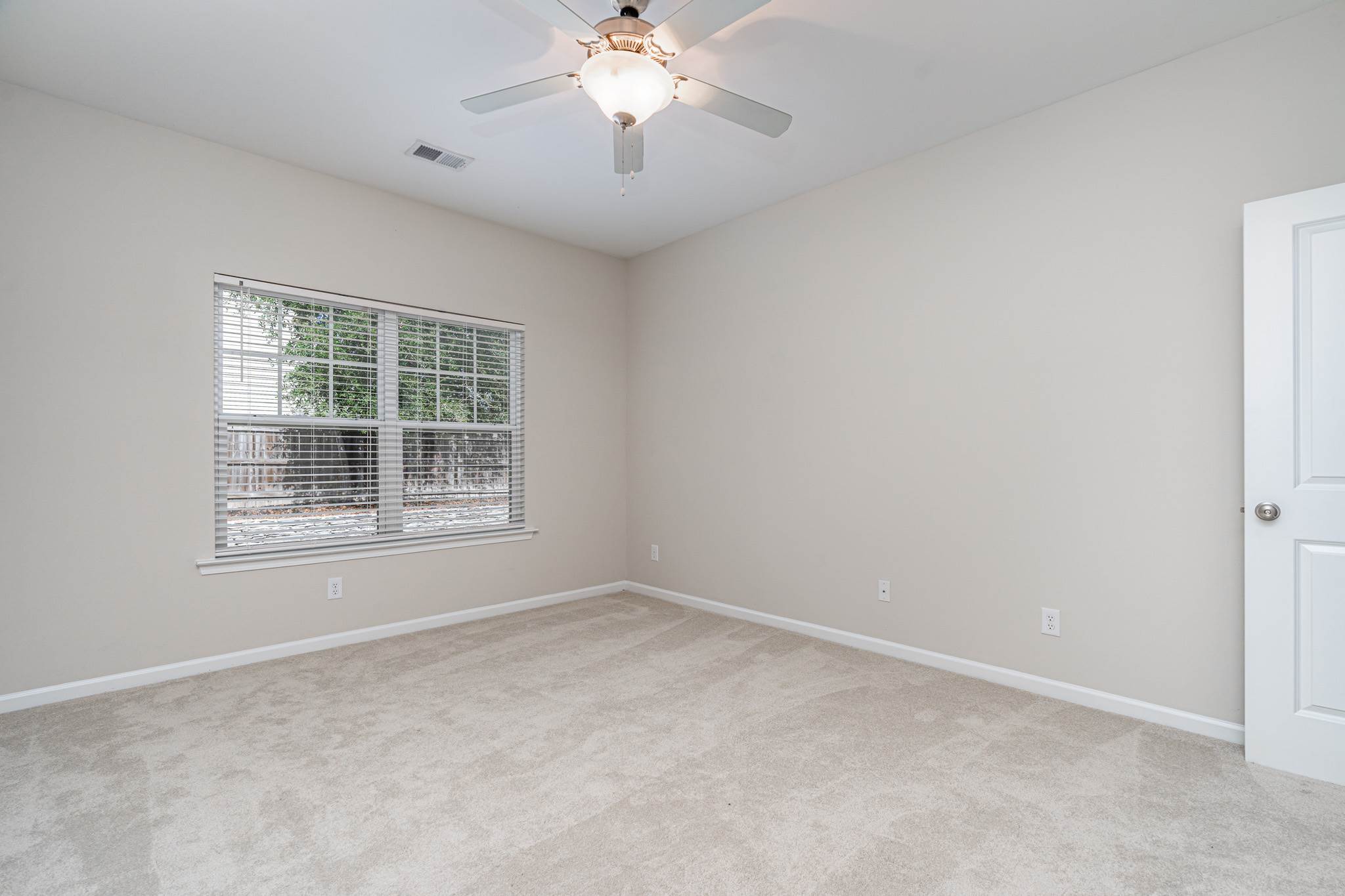 436 Laurel Leaf Dr, West Columbia, SC 29169