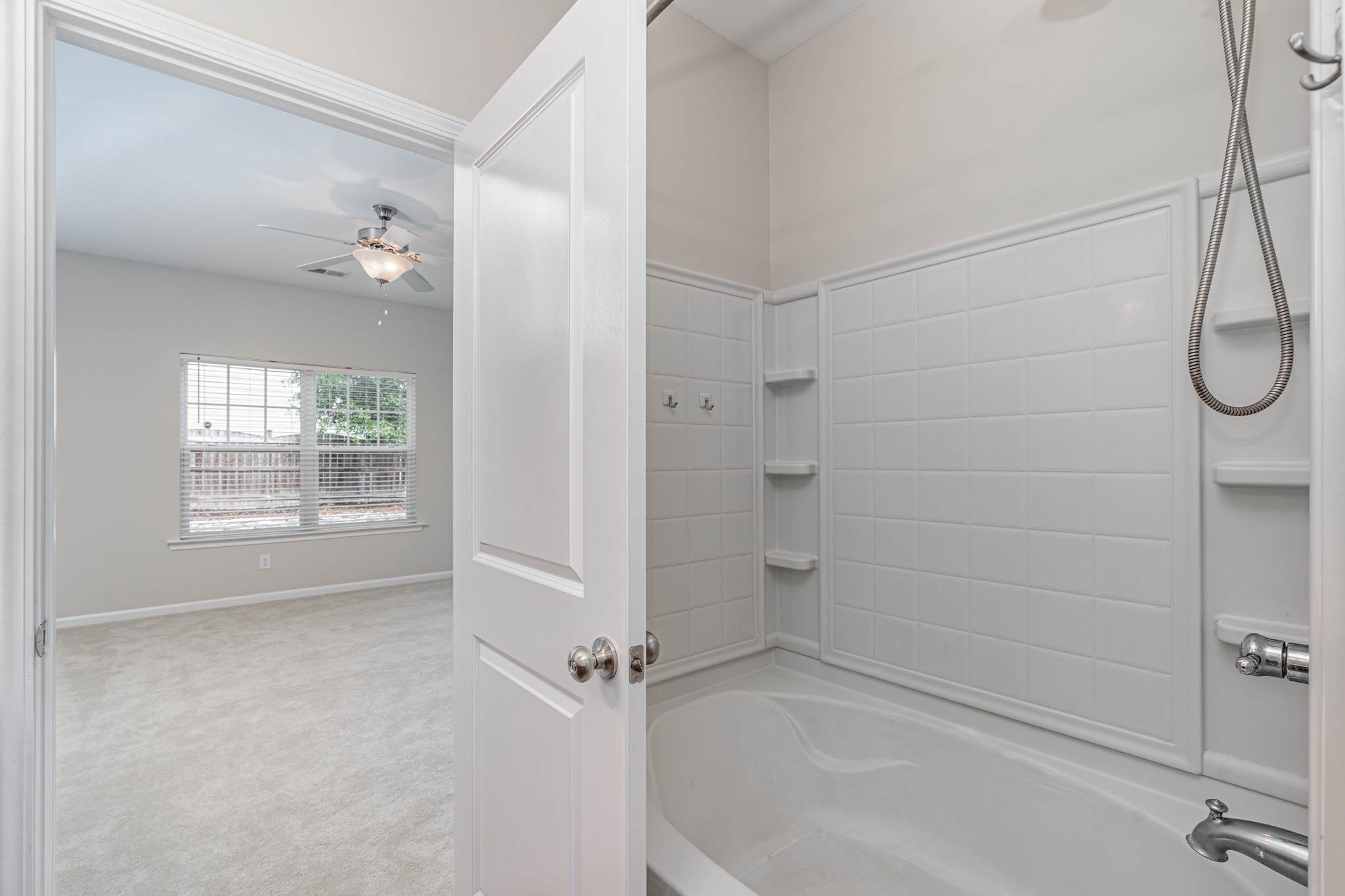 436 Laurel Leaf Dr, West Columbia, SC 29169