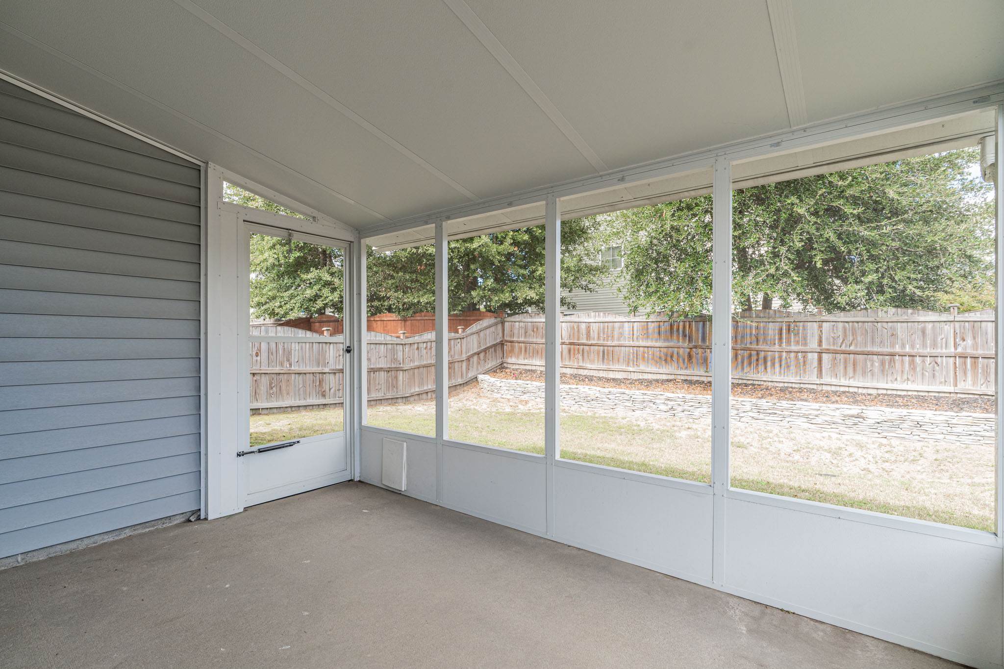 436 Laurel Leaf Dr, West Columbia, SC 29169