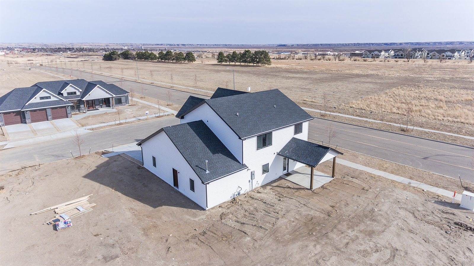 1801 36th Ave West, Williston, ND 58801