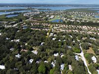 9430 Frangipani Drive, Vero Beach, FL 32963