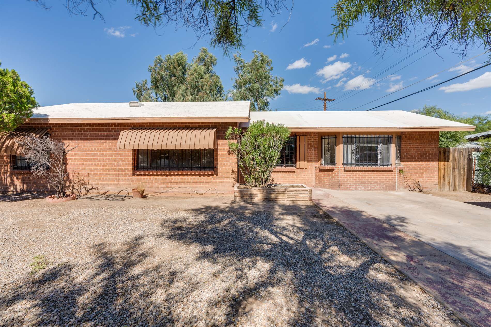 2715 E 23Rd Street, Tucson, AZ 85713