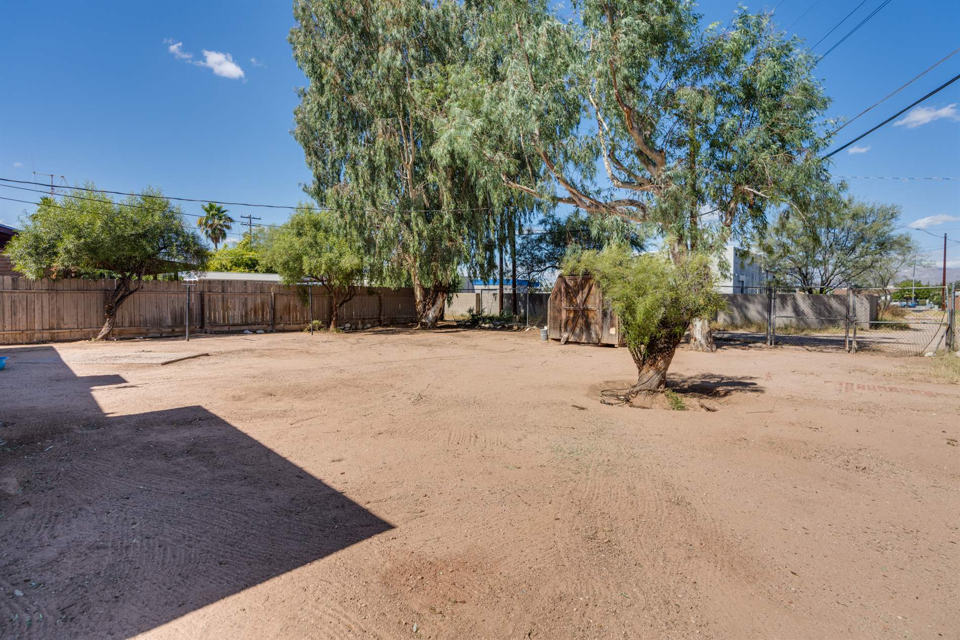2715 E 23Rd Street, Tucson, AZ 85713