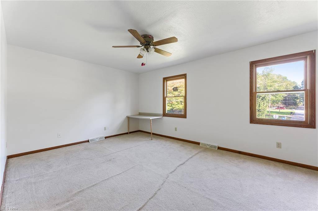 4754 Michigan Boulevard, Youngstown, OH 44505