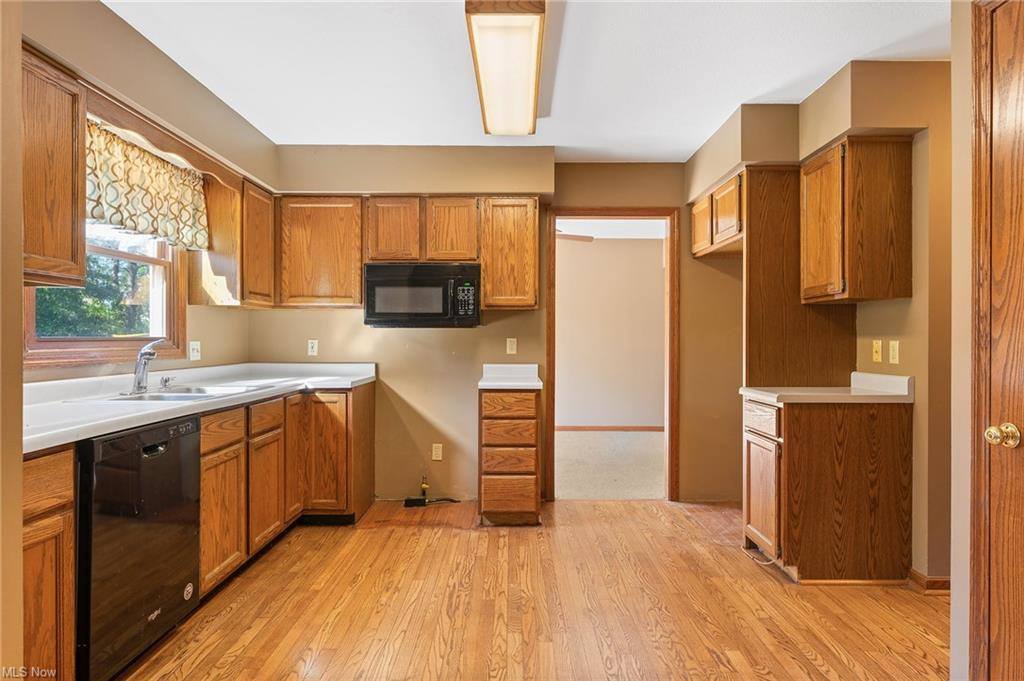 4754 Michigan Boulevard, Youngstown, OH 44505