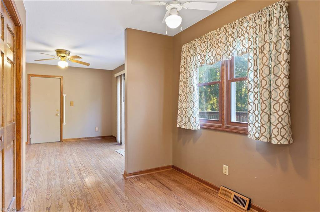 4754 Michigan Boulevard, Youngstown, OH 44505