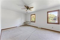 4754 Michigan Boulevard, Youngstown, OH 44505