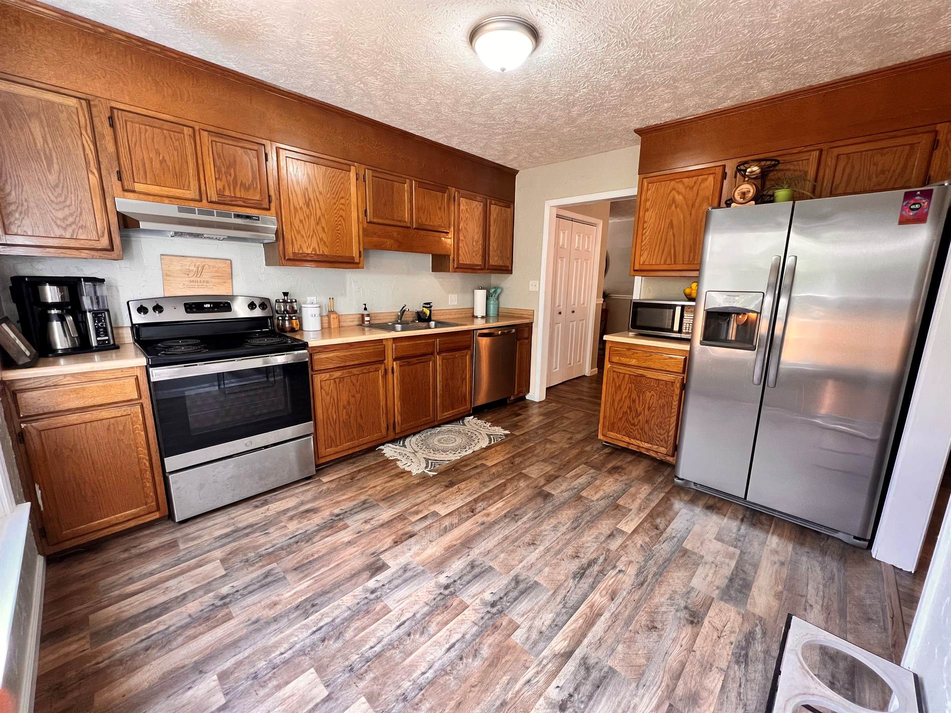 6928 Woodmark Drive, Fayetteville, NC 28314