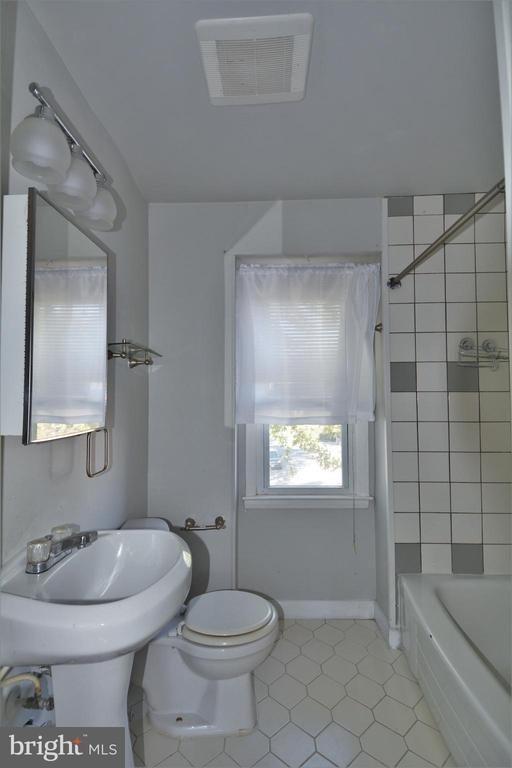 5659 Utrecht Road, Baltimore, MD 21206