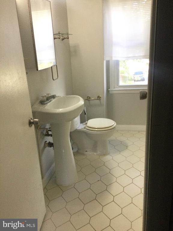 5659 Utrecht Road, Baltimore, MD 21206