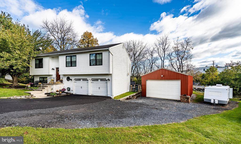 116 Glenfield, Reading, PA 19609