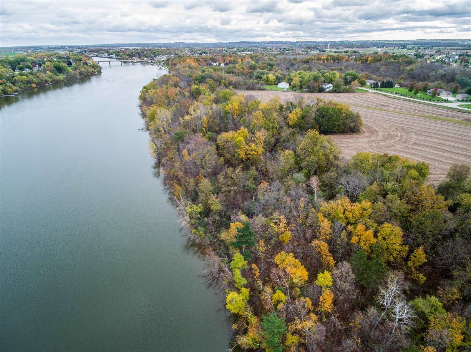 900 Hwy Zz, Wrightstown, WI 54180