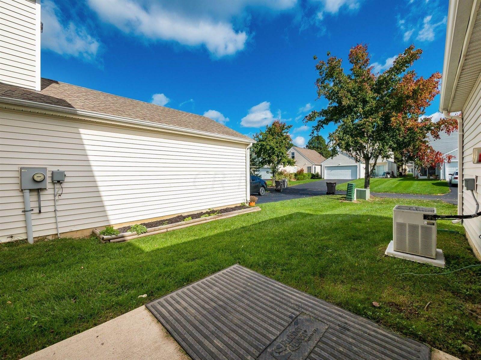 1386 Hepatica Street, Blacklick, OH 43004