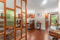 40 Allen LN, Ipswich, MA 01938