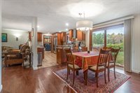 40 Allen LN, Ipswich, MA 01938
