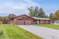 40 Allen LN, Ipswich, MA 01938